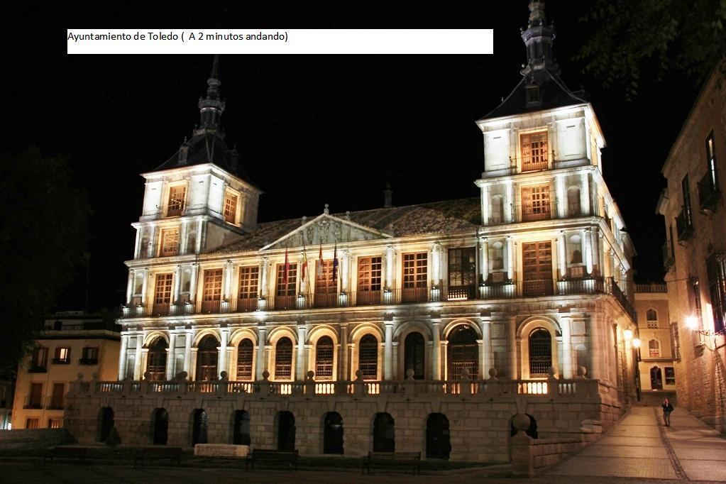 Apartamentos La Casa Del Grial Toledo Luaran gambar
