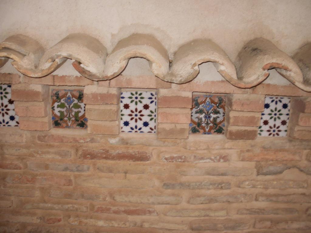 Apartamentos La Casa Del Grial Toledo Luaran gambar